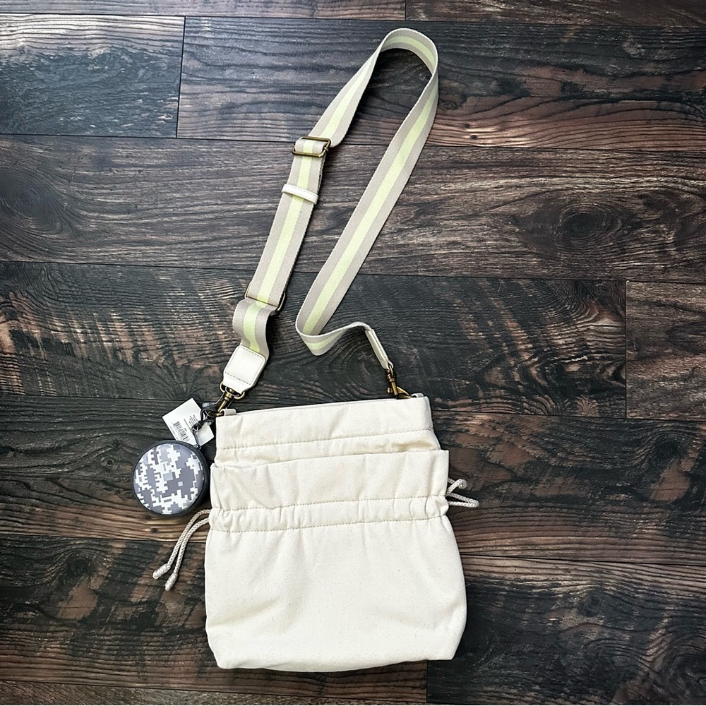 Universal thread | satchel bag